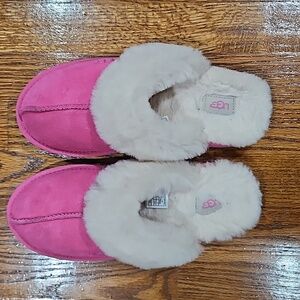 Ugg slippers